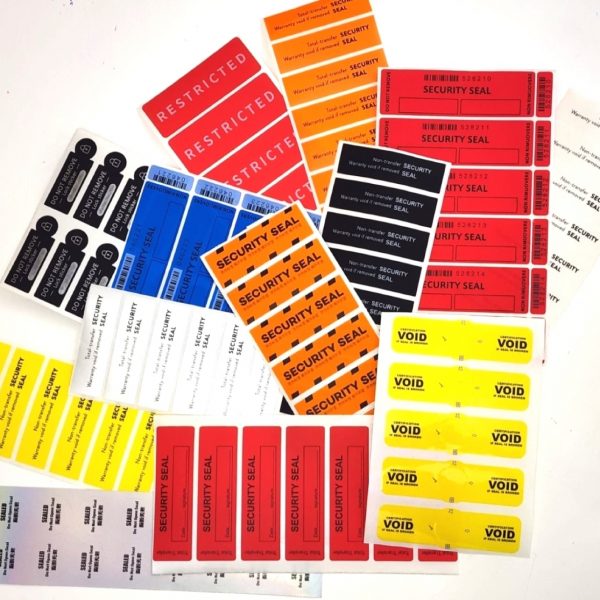 Vinyl Stickers vs Paper Stickers: Which Is Best for Your Business in Dubai?